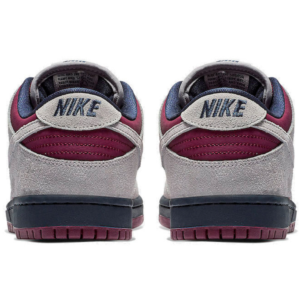 Nike Dunk SB Pro "True Berry"