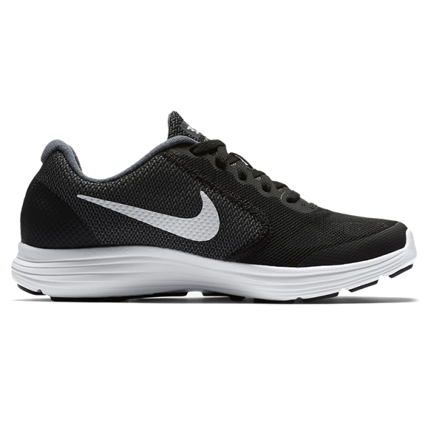 Nike REVOLUTION 3