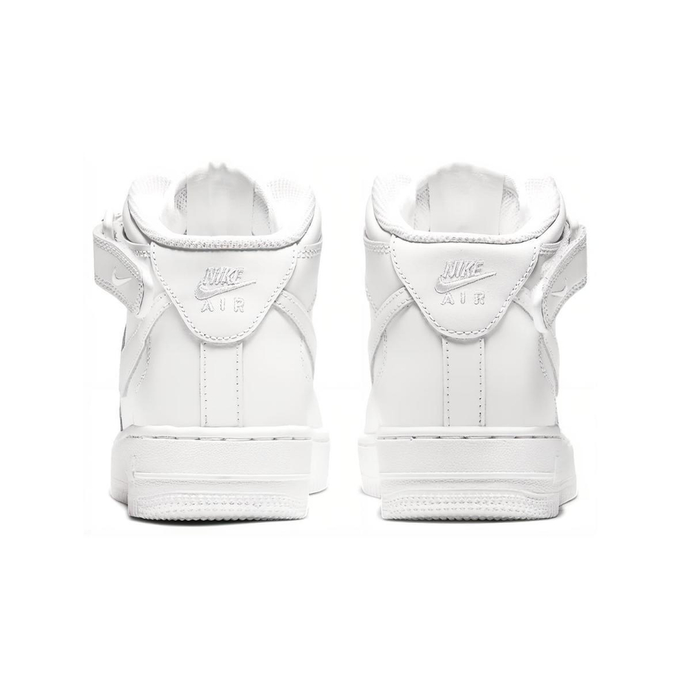 Nike Air Force 1 LE