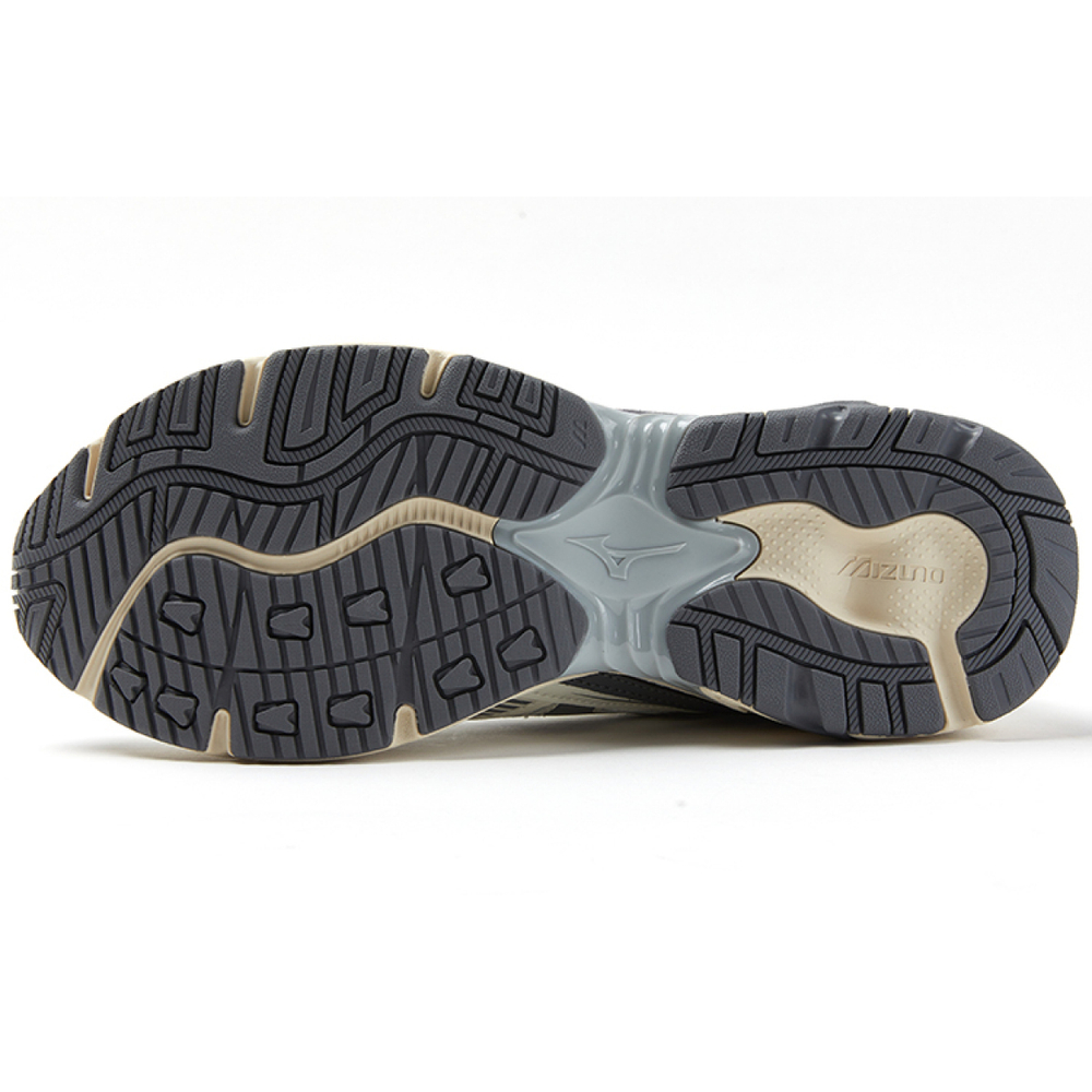 Mizuno Adventure Twe Y2K