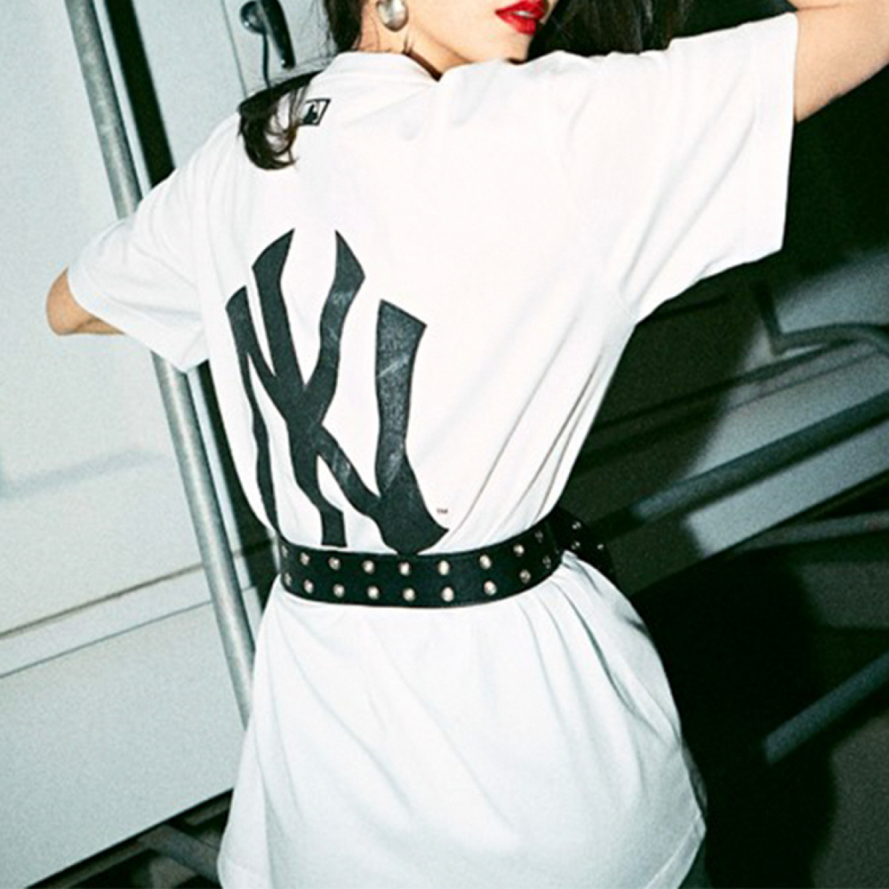 MLB T
