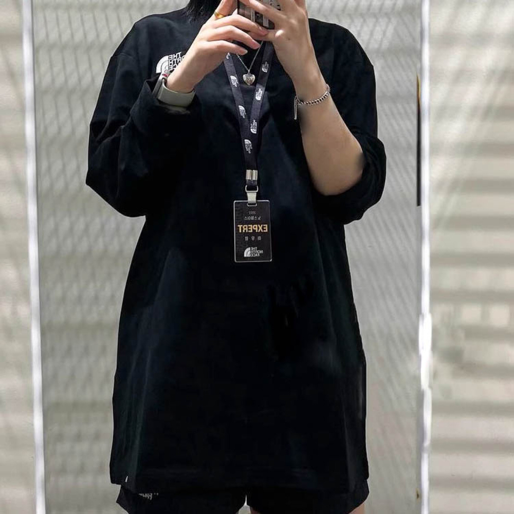 THE NORTH FACE Logo T