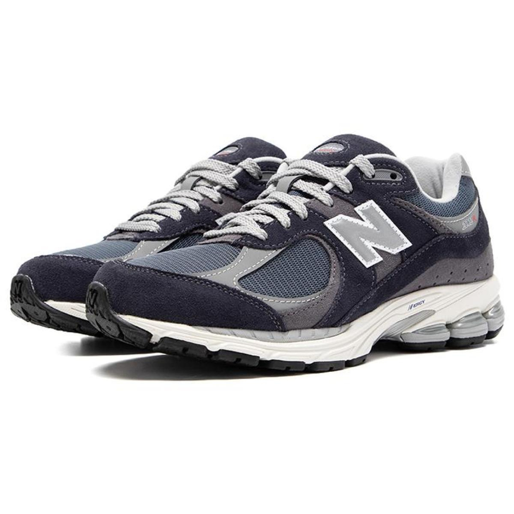 New Balance NB 2002R