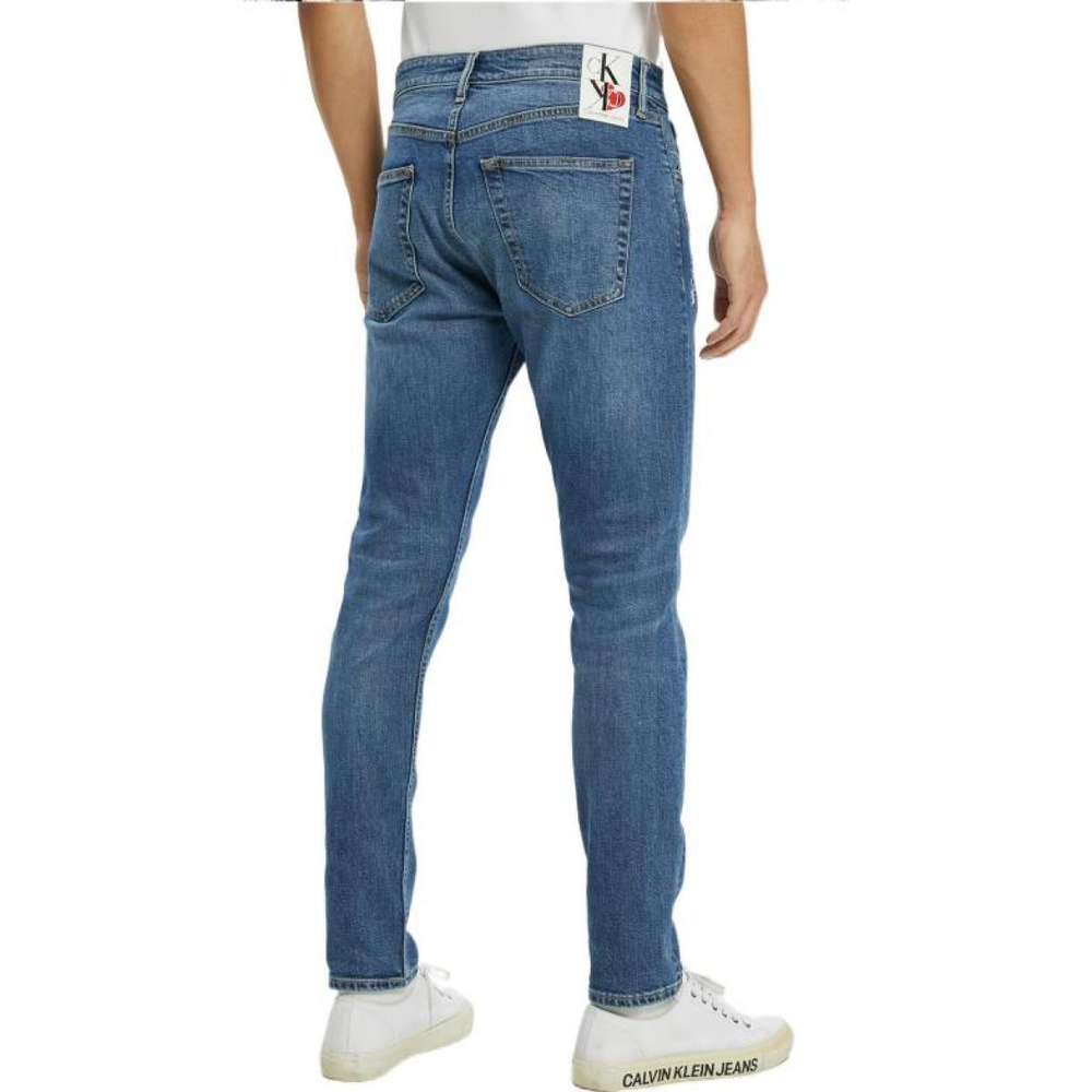 CALVIN KLEIN FW22