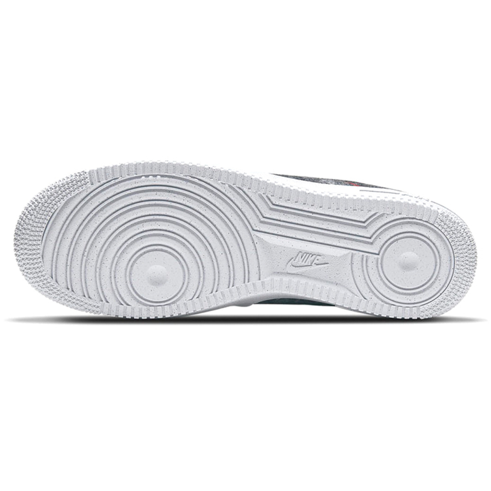 Nike Air Force 1 07 LV8