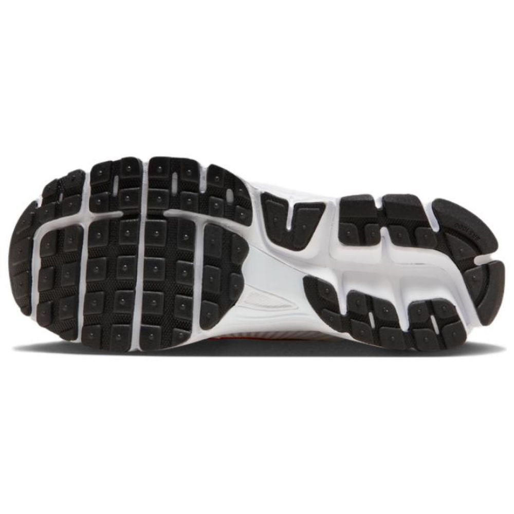 Nike Air Zoom Vomero 5