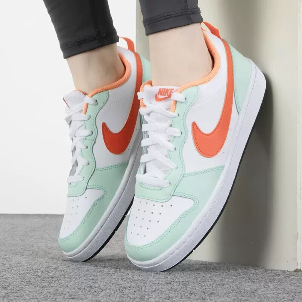 Nike Court Borough Low 2