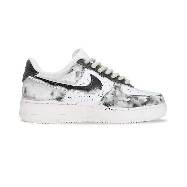 【 】 Nike Air Force 1