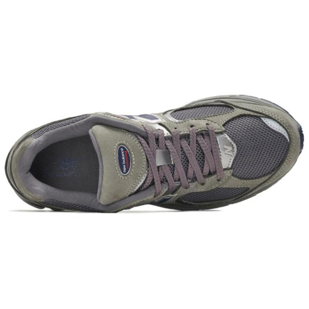 New Balance NB 2002R