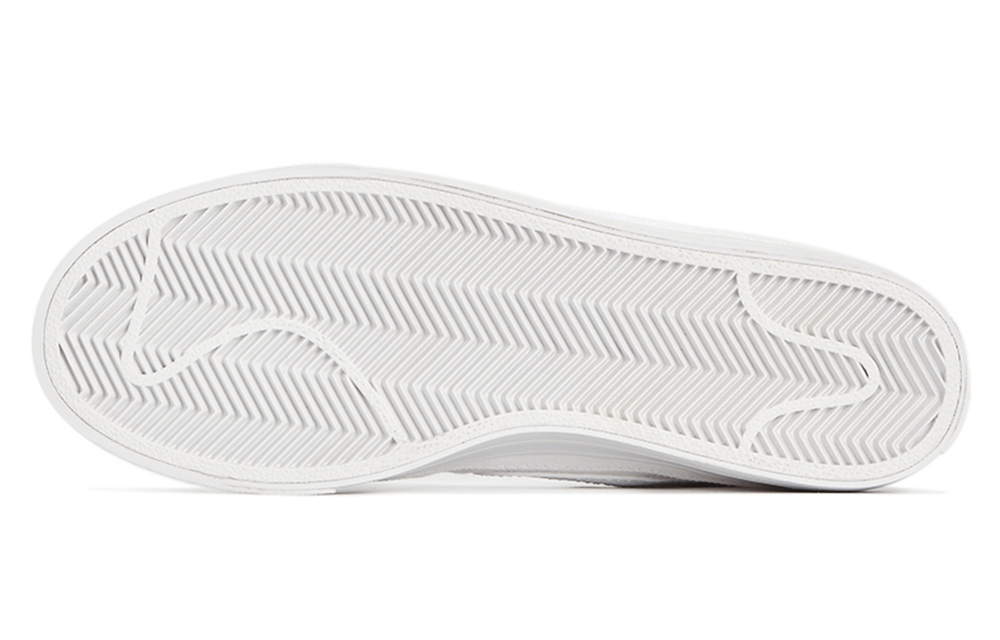 Nike Court Legacy