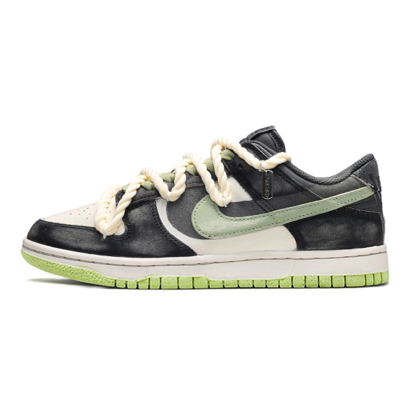 【 】 Nike Dunk SE GS