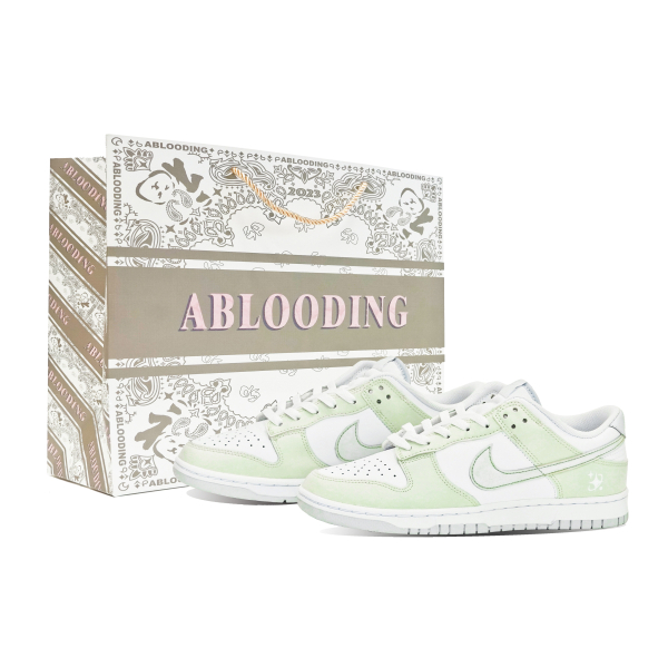 【 】 Nike Dunk Low ABLOODING