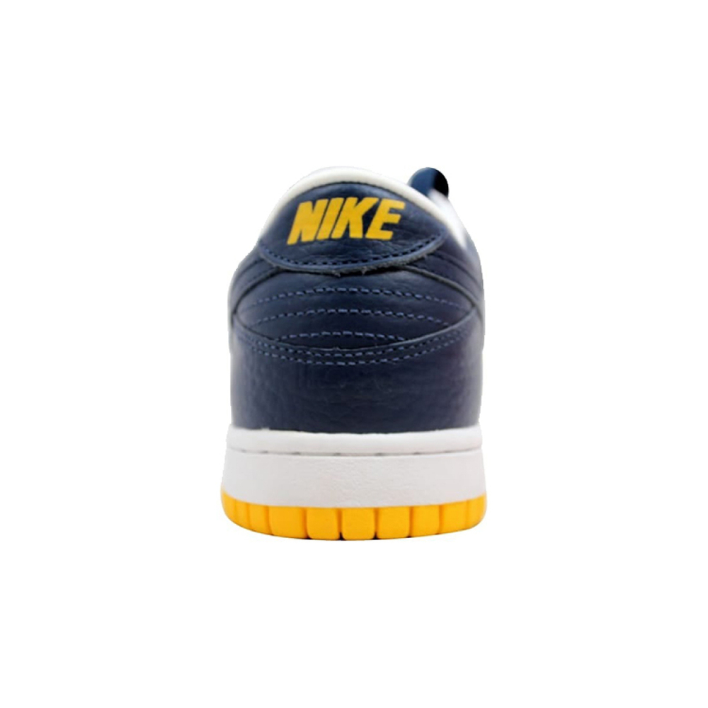 Nike Dunk Navy Heel