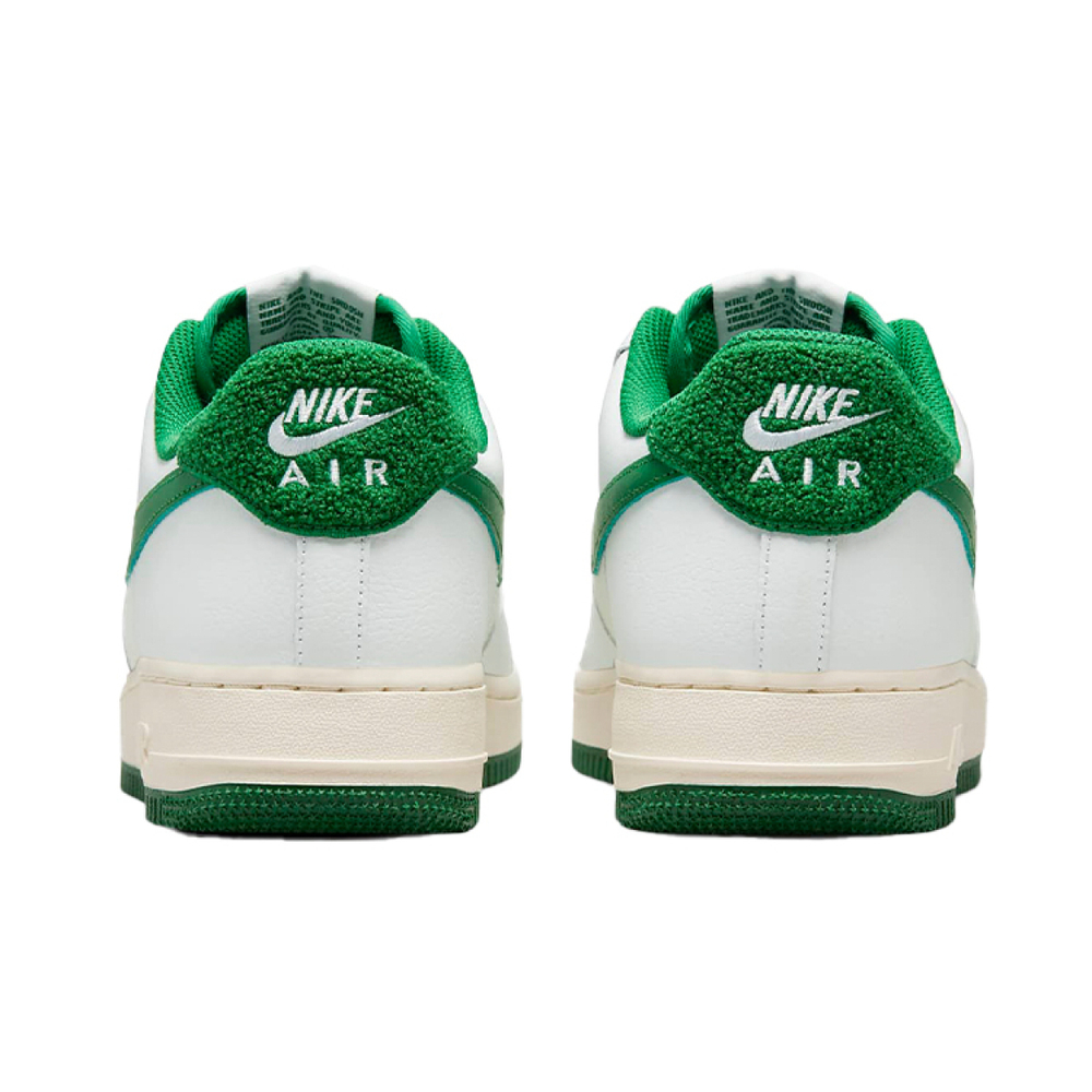 Nike Air Force 1 07 LV8
