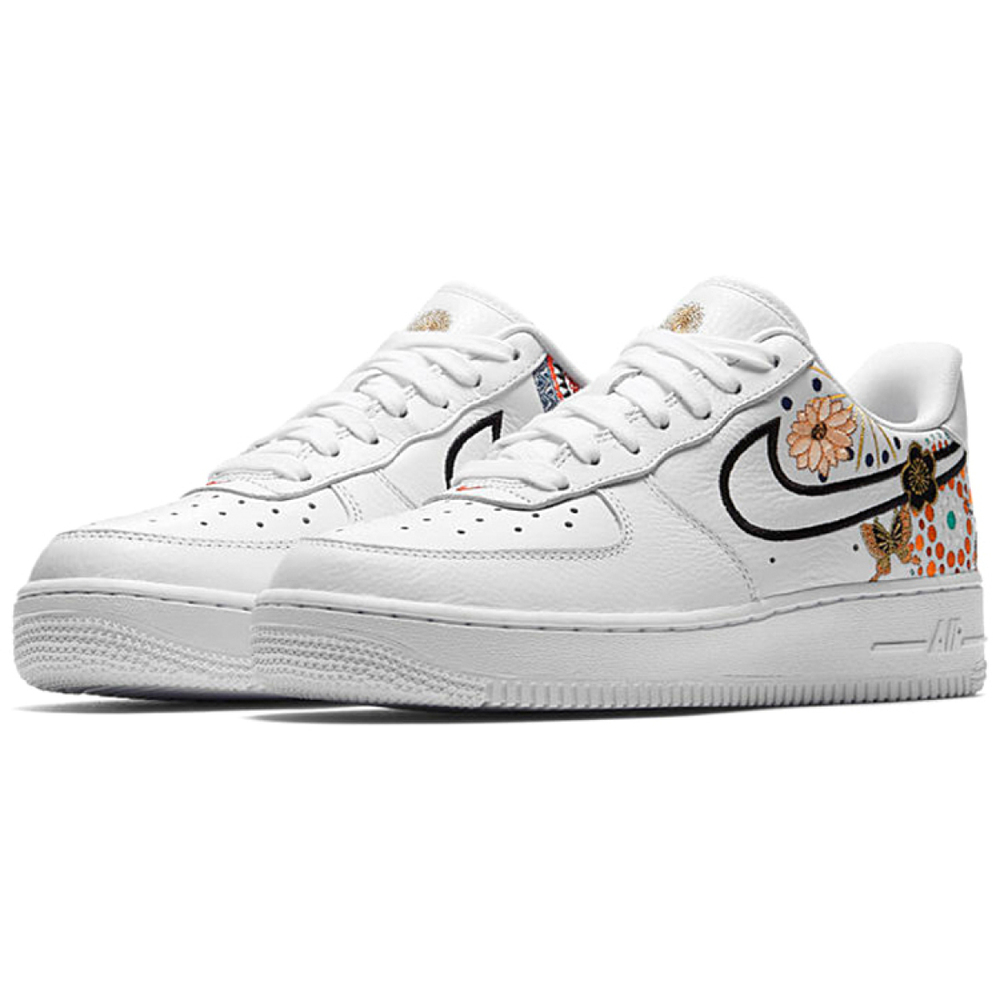 Nike Air Force 1 07 LNY