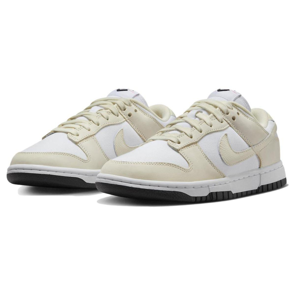 Nike Dunk "Coconut Milk"