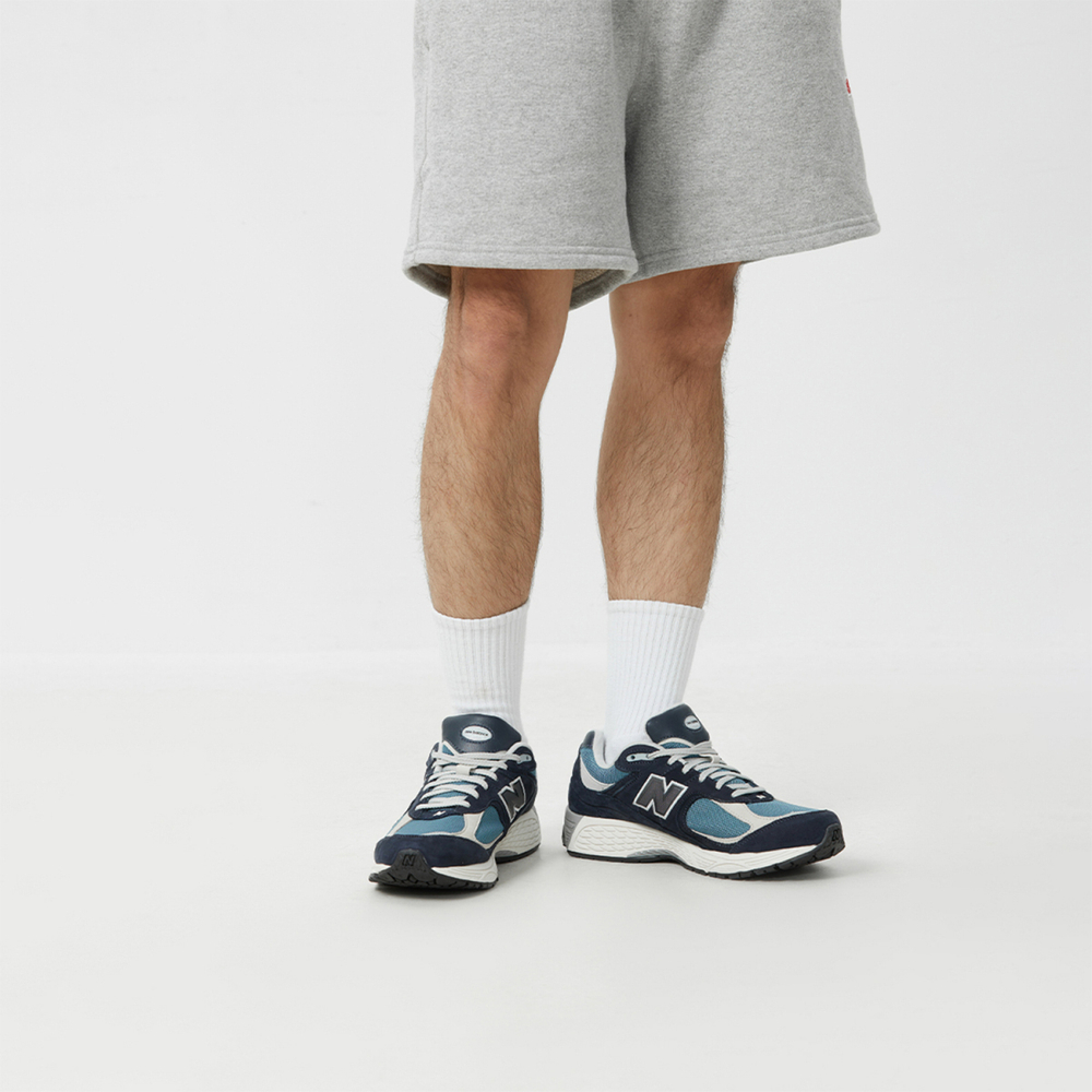 New Balance NB 2002R