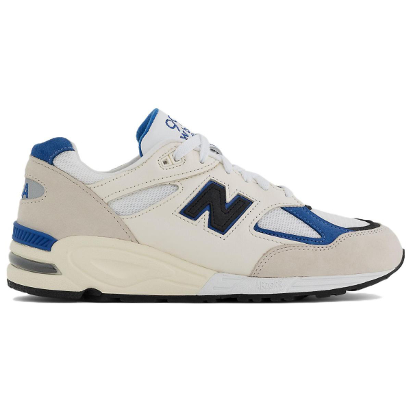 New Balance NB 990 V2