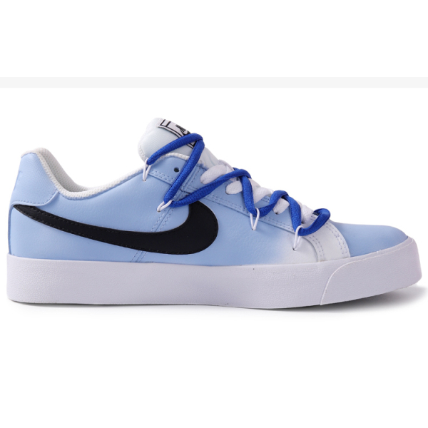 【 】 Nike Court Royale