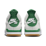 Nike SB x Jordan Air Jordan 4 "Pine Green"