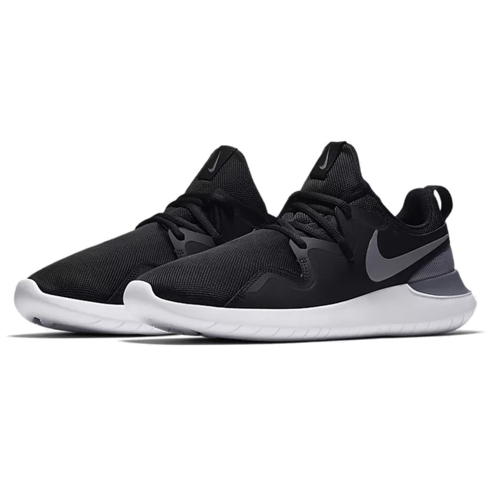 Nike Tessen