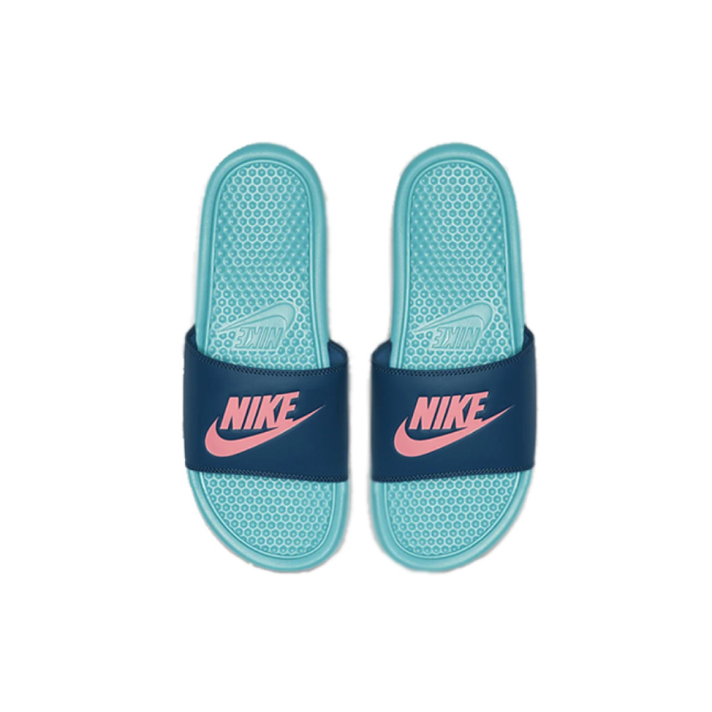 Nike Benassi