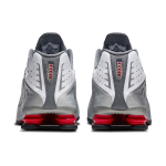 Nike Shox R4 2018
