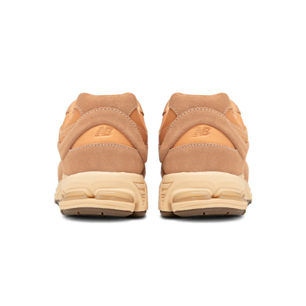 New Balance NB 2002R