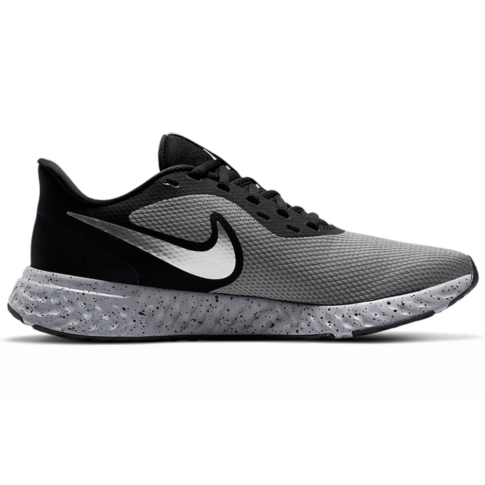 Nike REVOLUTION 5 Premium