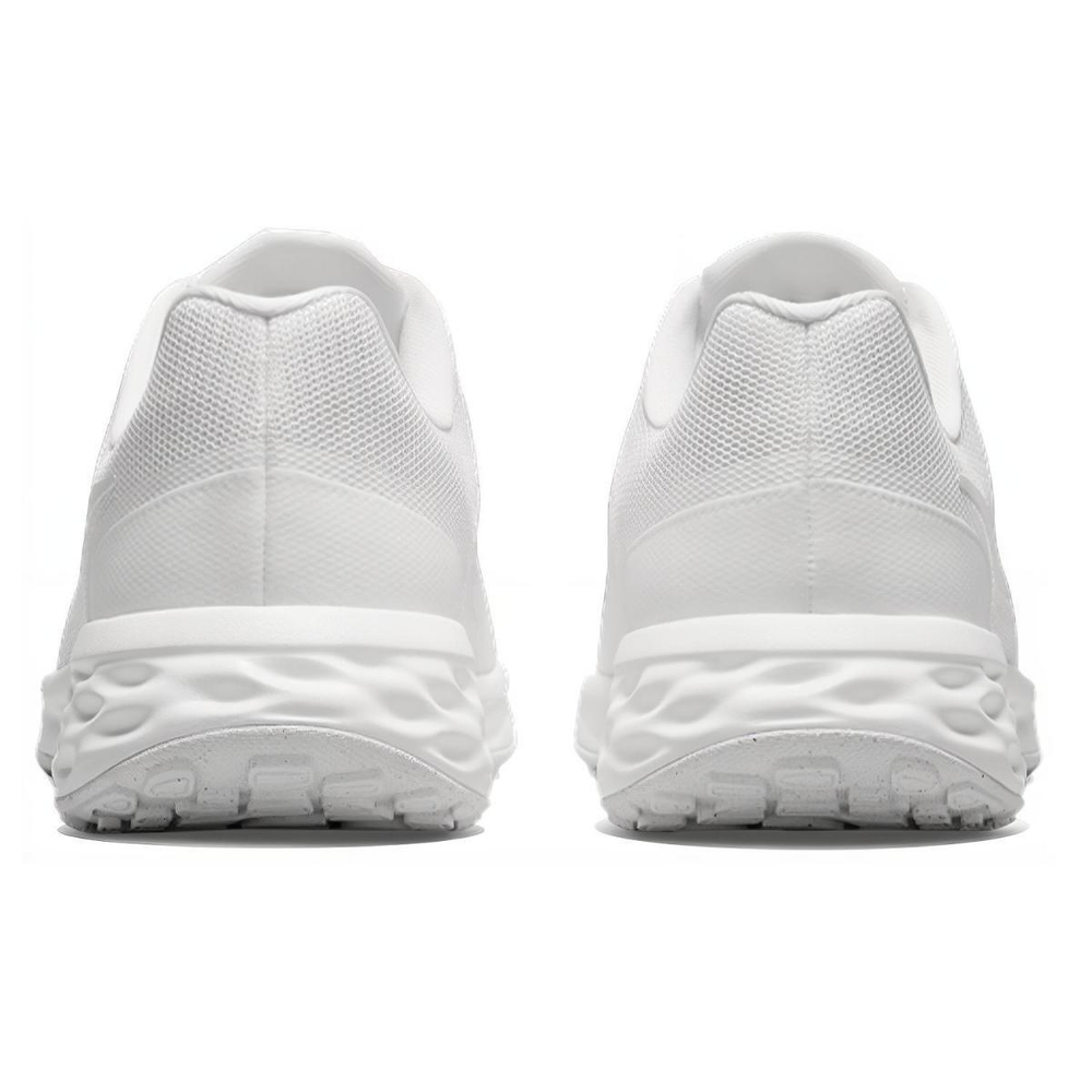 Nike REVOLUTION 6