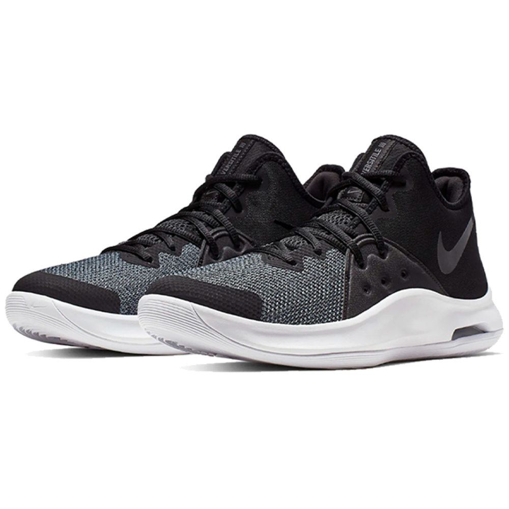 Nike Air Versitile 3
