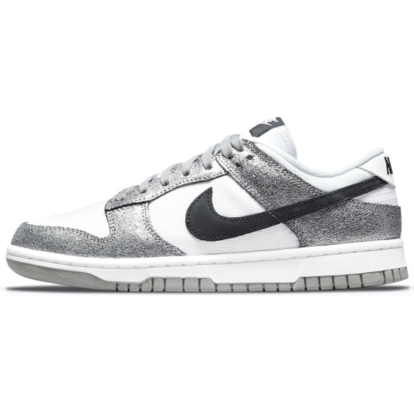 Nike Dunk Retro "Golden Gals"