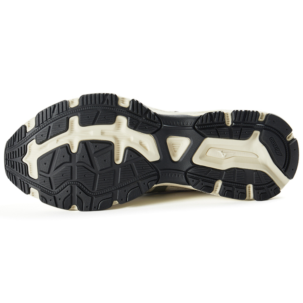 Mizuno Racer S