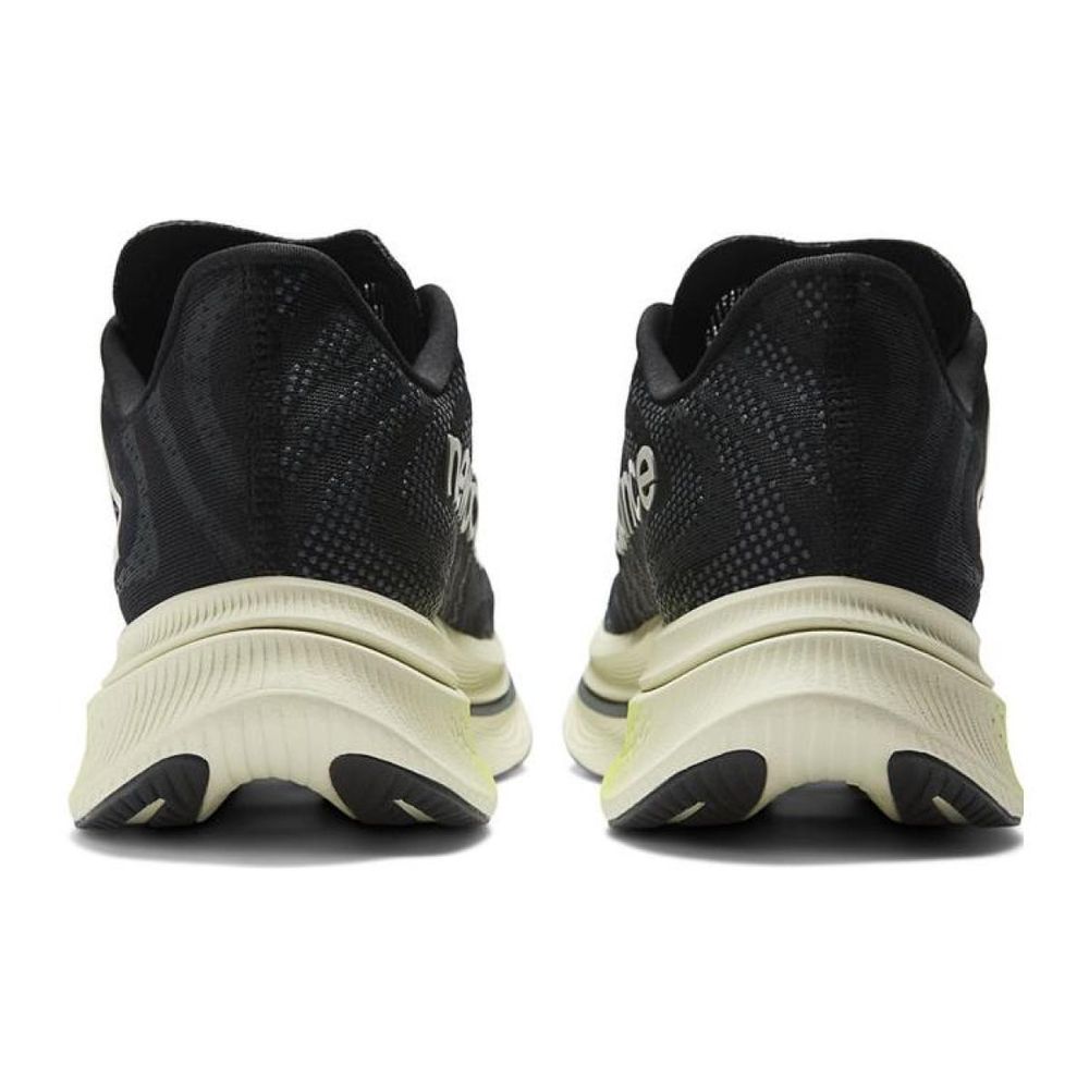 New Balance FuelCell SC Elite v3