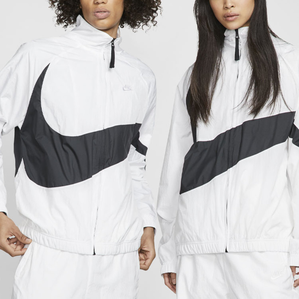 Nike Swoosh LOGO