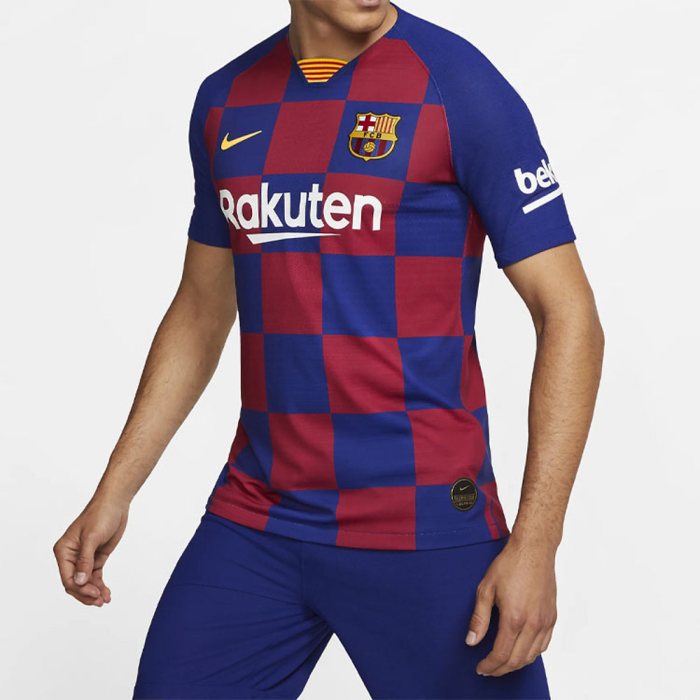 Nike T