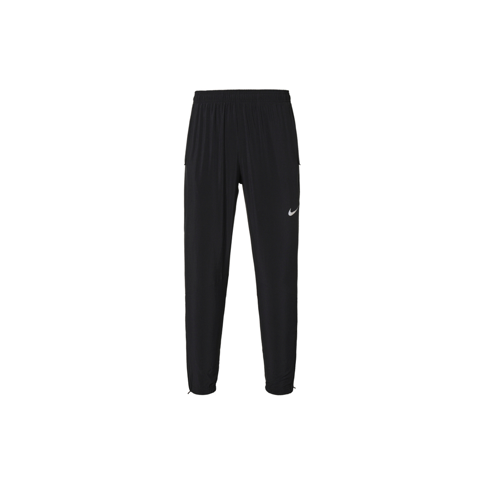 Nike Essential