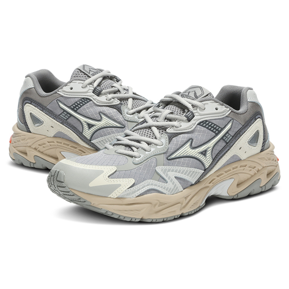 Mizuno Adventure Twe