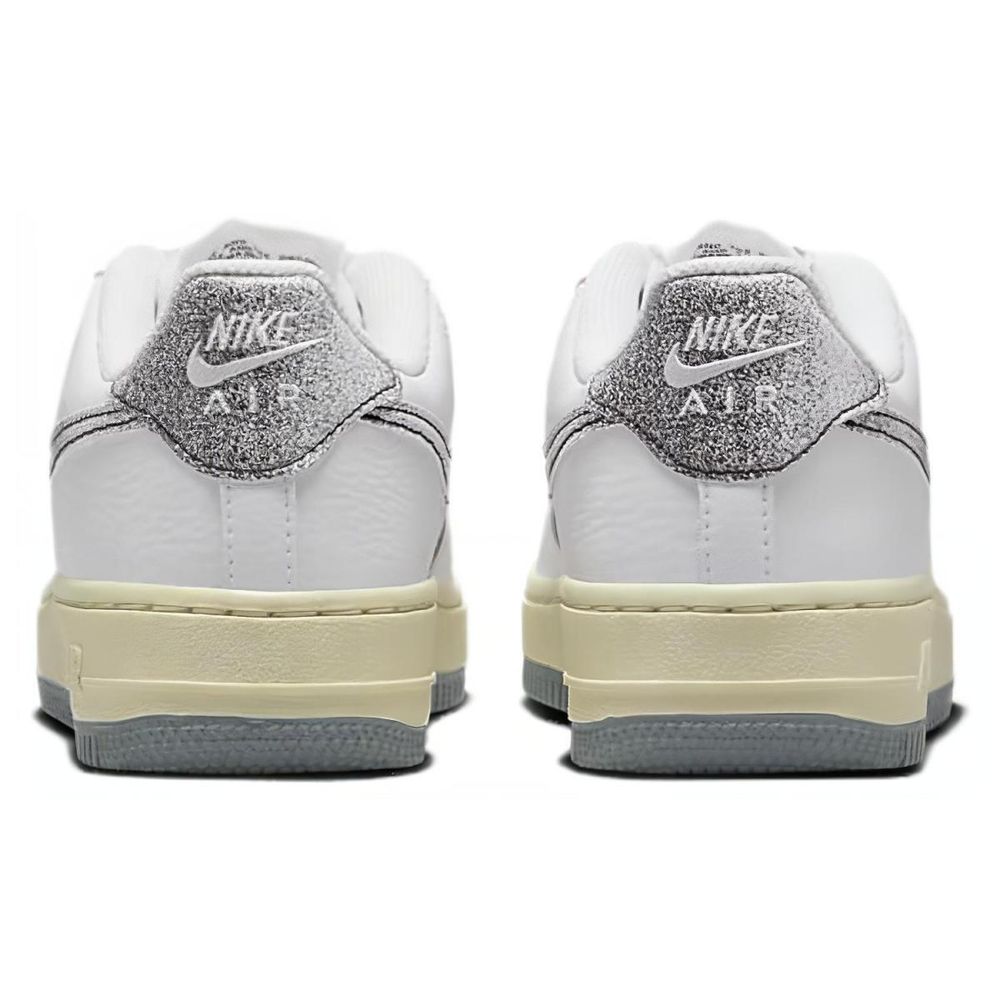 Nike Air Force 1 LV8 3