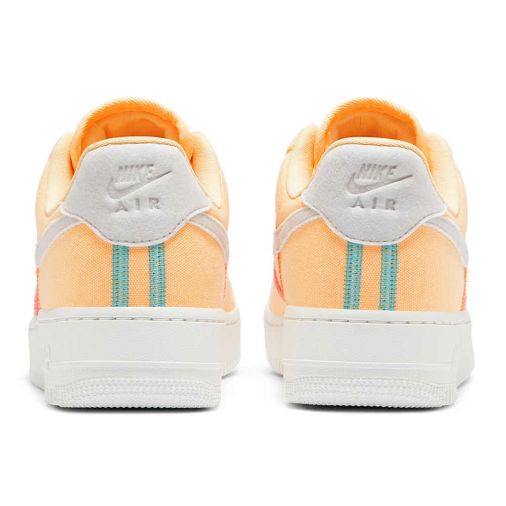 Nike Air Force 1 07 LX