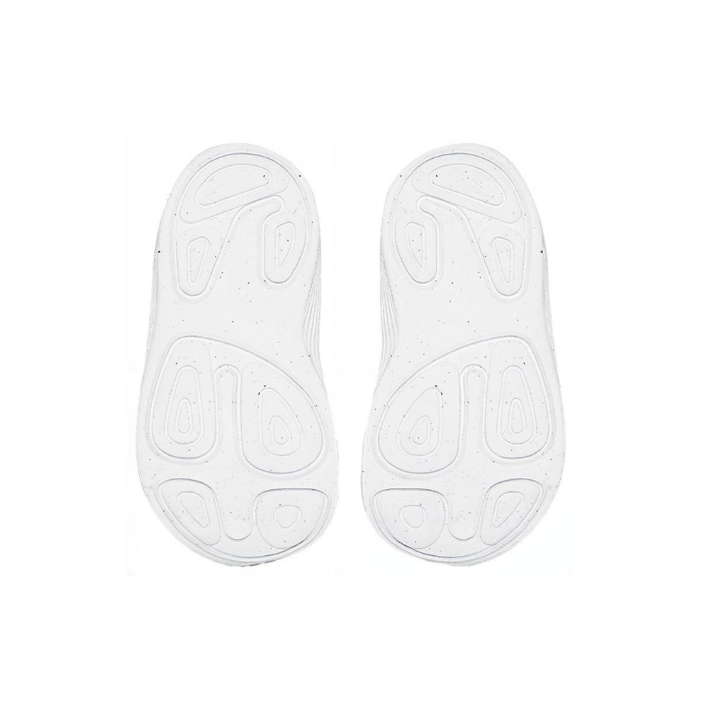 Nike REVOLUTION 4 4