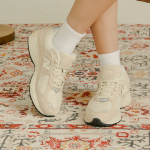 New Balance NB 2002R calm taupe