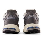New Balance NB 2002R