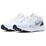 Nike REVOLUTION 5