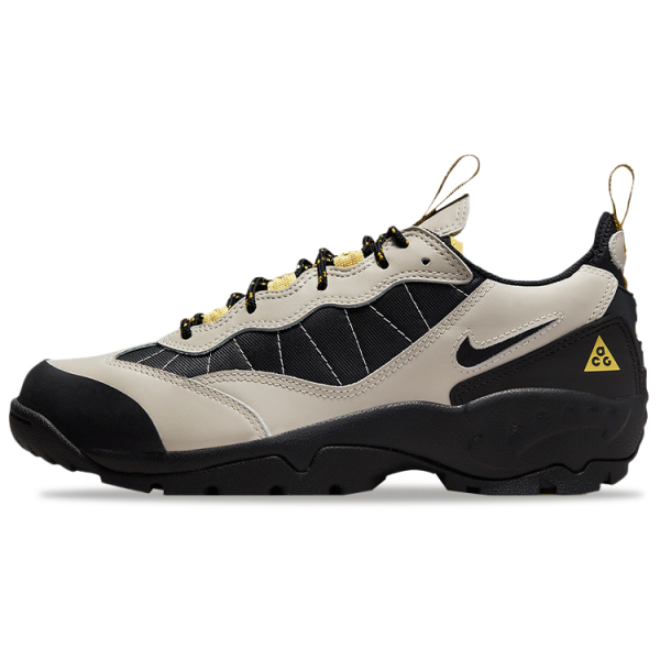 Nike ACG Air Mada