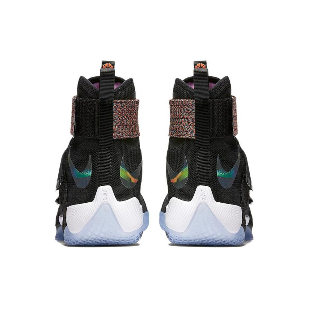 Nike zoom soldier 10 Cosmic