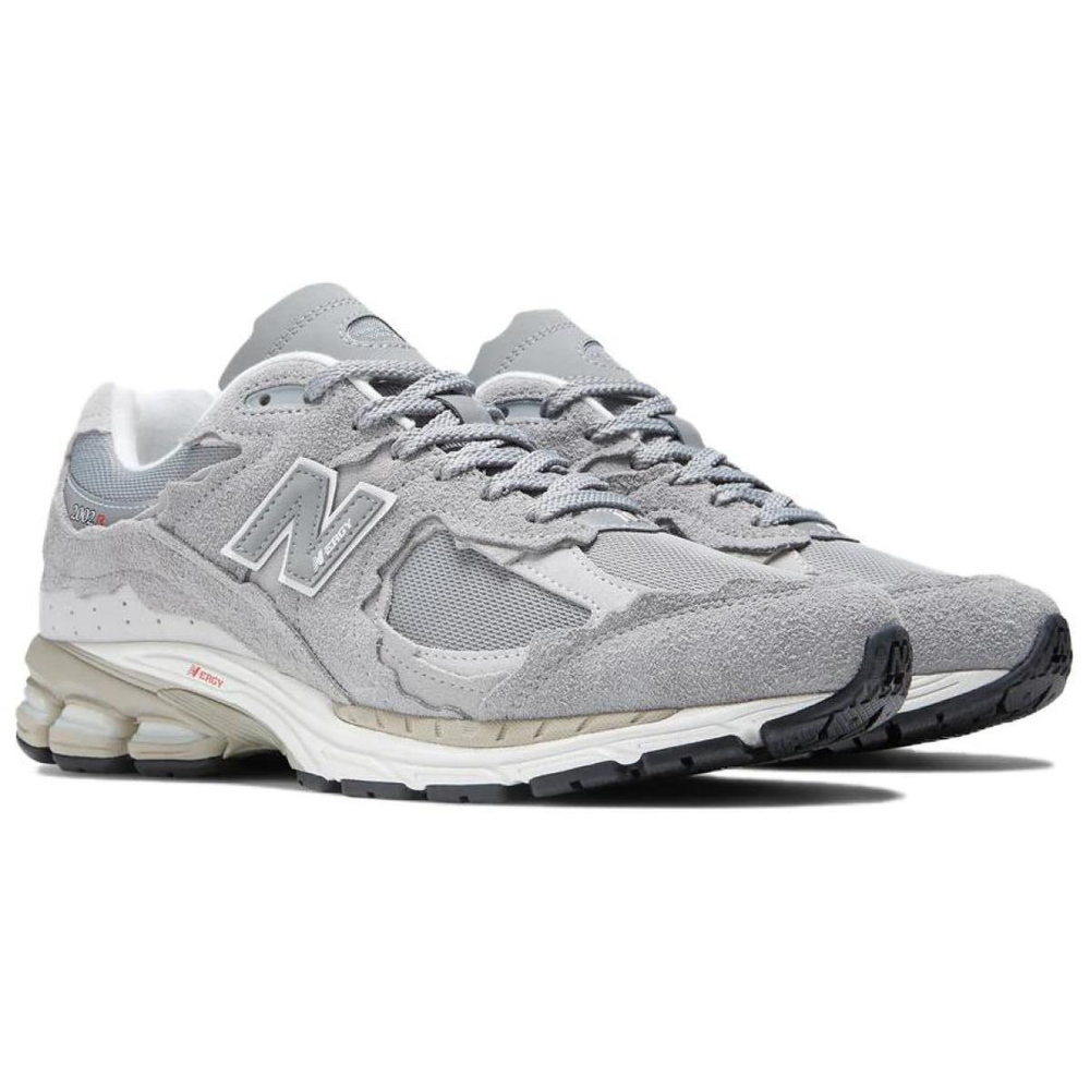 New Balance NB 2002R