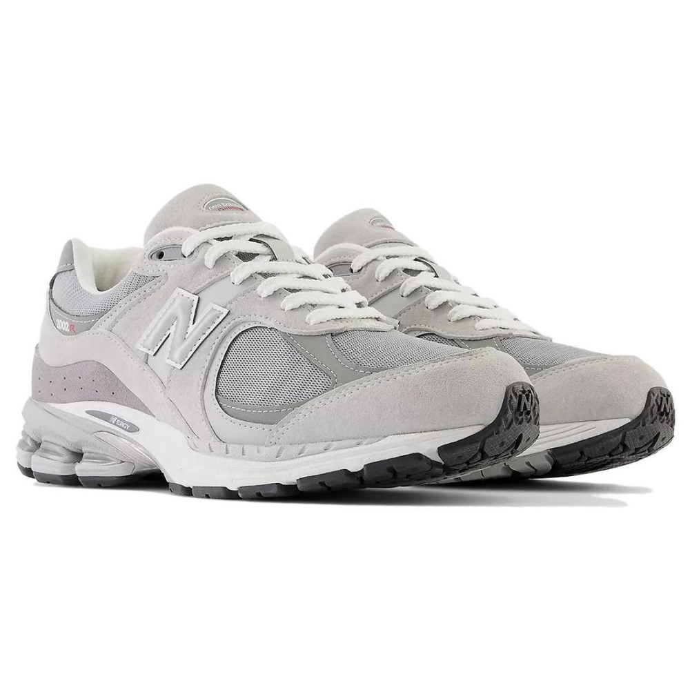 New Balance NB 2002R