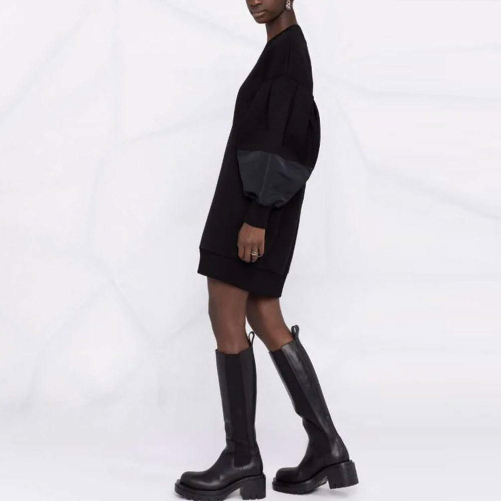 Alexander McQueen V