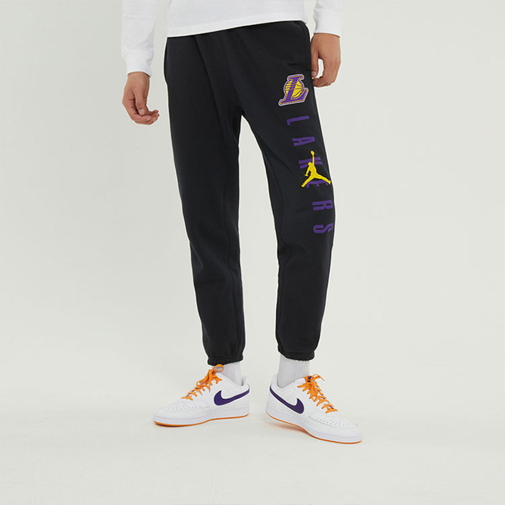 Jordan NBA Courtside Statement Edition